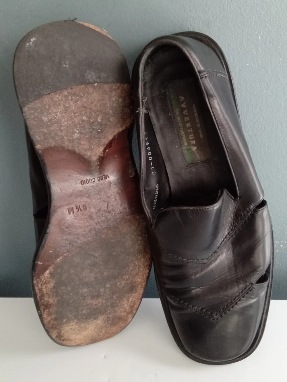 Avventura Black Leather Cutout Loafers Made in Spain Square Toe 8.5 M